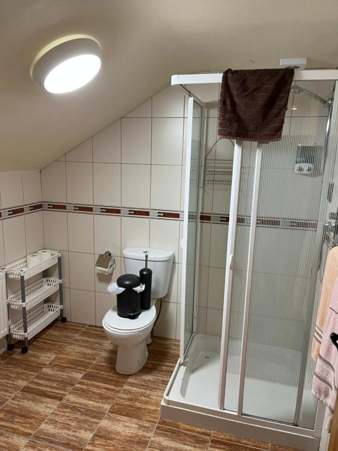 Doughlasha House V93Rx64 Fossa ภายนอก รูปภาพ
