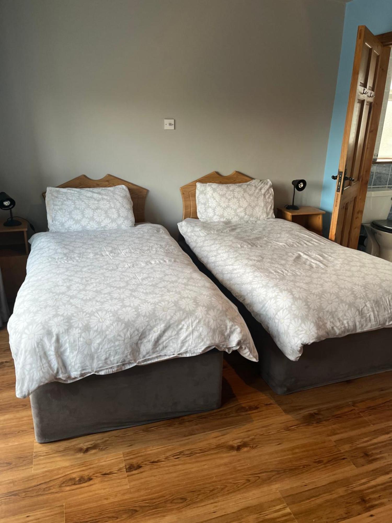 Doughlasha House V93Rx64 Fossa ภายนอก รูปภาพ